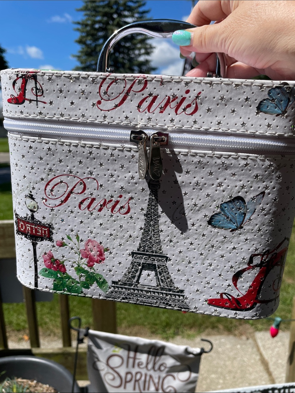 Paris-Themed White Cosmetic Case with Red & Blue Accents